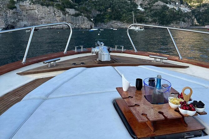 Shared Sunset Cruise from Positano with Drinks & Snacks 1.5-Hour - Positano from the sea: photo moments and onboard pacing