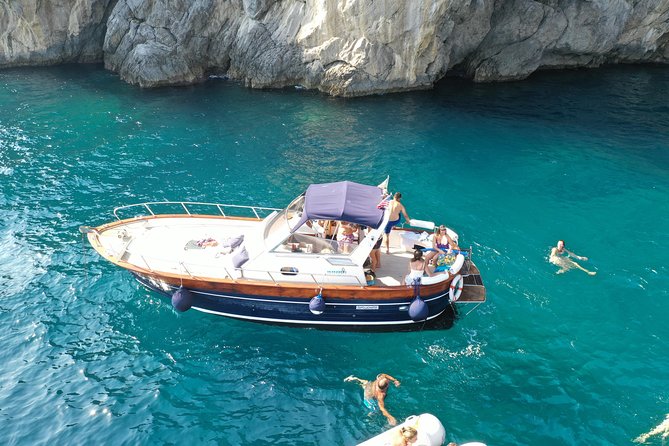 Small Group Boat Tour: Discover the Amalfi Coast from Positano - Positano views first: the iconic cliffscape from the best angle