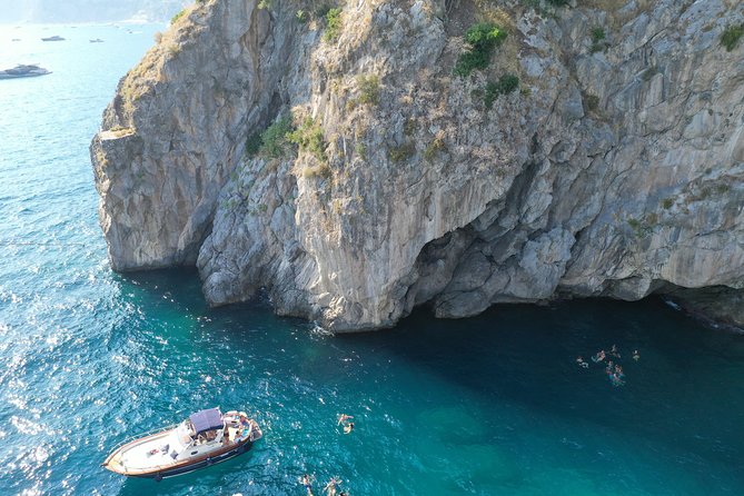 Small Group Boat Tour: Discover the Amalfi Coast from Positano - The swim/snorkel stop at Spiaggia della Gavitella: plan your time on purpose