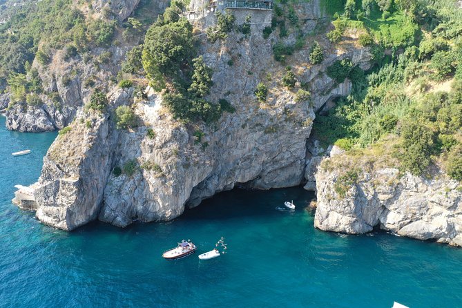 Small Group Boat Tour: Discover the Amalfi Coast from Positano - Sailing the Natural Arch: the Lovers’ Arch moment