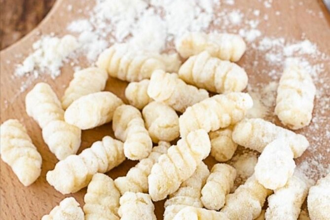 Small-Group Cooking Class in Positano: Gnocchi, Tiramisù & Drinks - Tiramisù class: the dessert that always matters