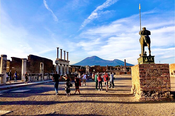 Small Group Guided Pompeii Tour from Positano - What the Guide Helps You See: Pompeii’s Streets and the Eruption Story