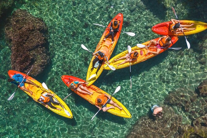 Small groups Kayak tour from Sorrento to Bagni Regina Giovanna - Entering Bagni Regina Giovanna: the emerald pool plus Roman ruins