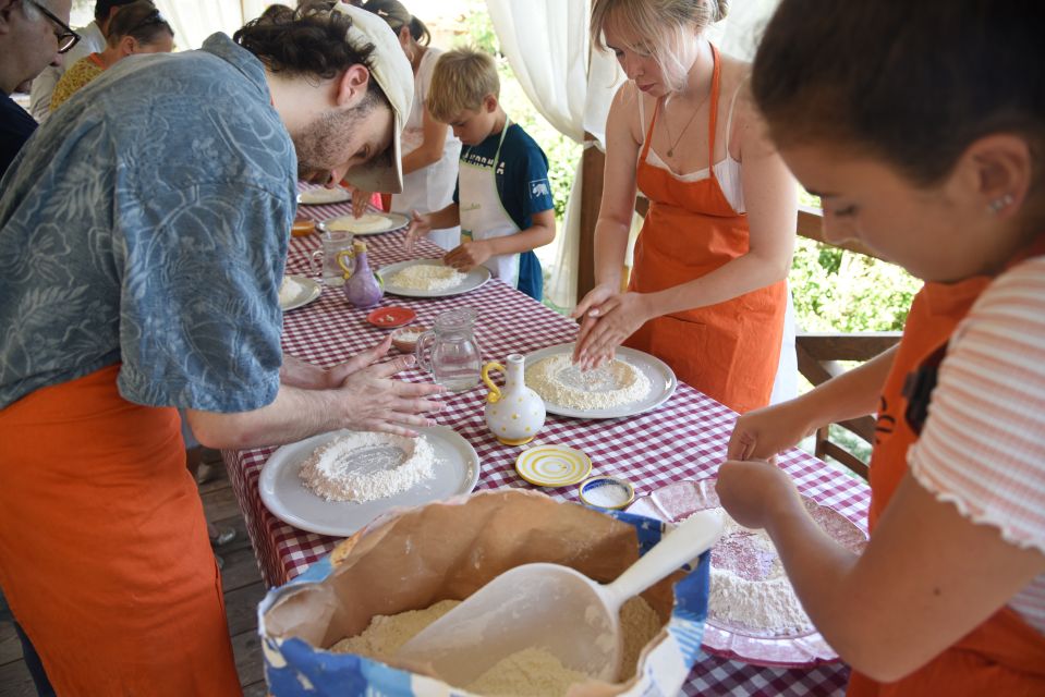 Sorrento: Pizza Lesson, Wine, and Limoncello at a Local Farm - Your farmhouse dinner: what you eat after making your own pizza