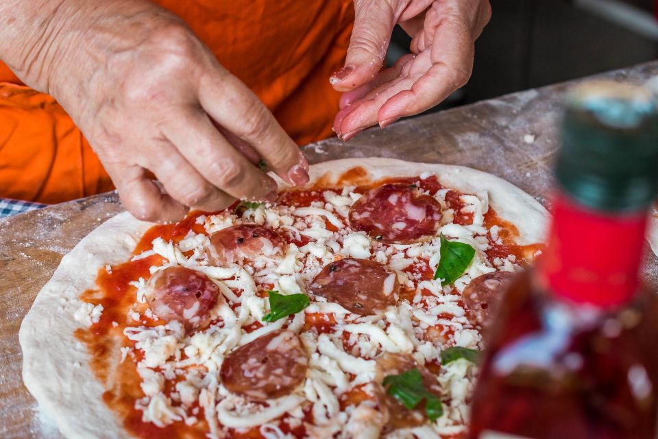 Sorrento: Pizza Making Class - Making real Neapolitan dough (and why the long rise matters)