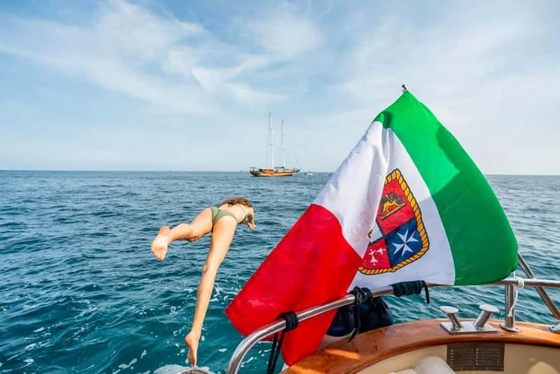 Sorrento: Positano & Amalfi Coast Small-Group Boat Tour - Pickup and the first moments on board (what matters for your day)