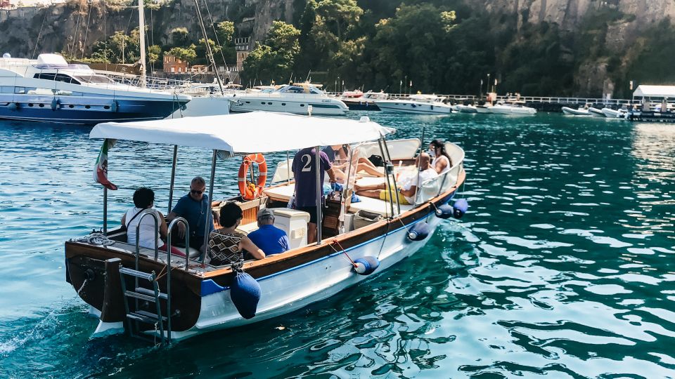 Sorrento: Sightseeing Cruise with Limoncello Tasting - Key moments you’ll care about on this Sorrento cruise