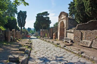Stories of Pompeii: Small Group tour with archeology expert guide - The 2-hour route: what you’ll see inside Pompeii