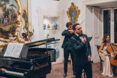 The Three Tenors in Sorrento: Opera Arias, Naples and Songs - Arrival and pre-concert garden time (this is part of the show)