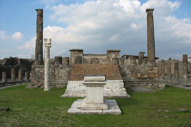 Visit in Pompeii - Pompeii Private Tour with Ada - Meeting at Porta Marina: convenient and easy to find